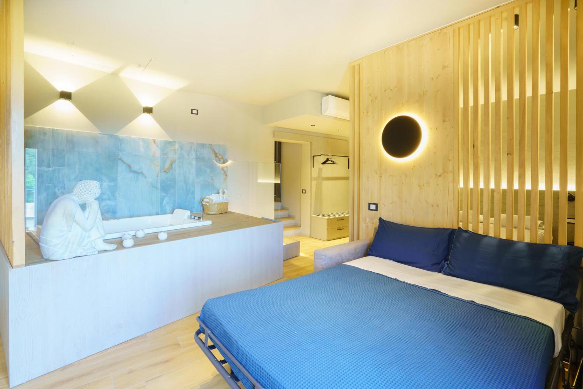 Atarassia Luxury *