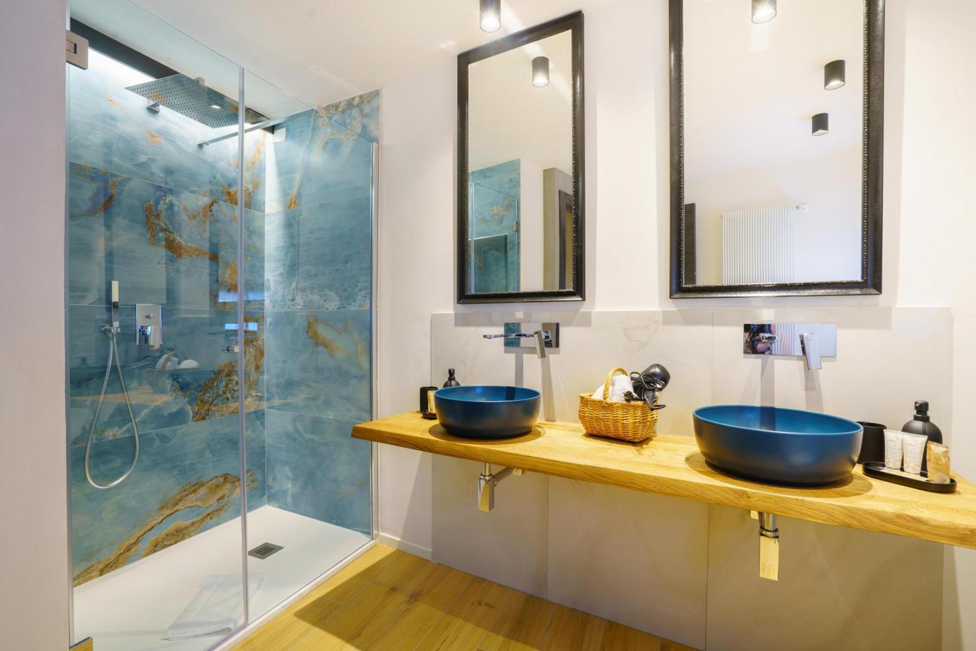 Atarassia Luxury Apartment *
