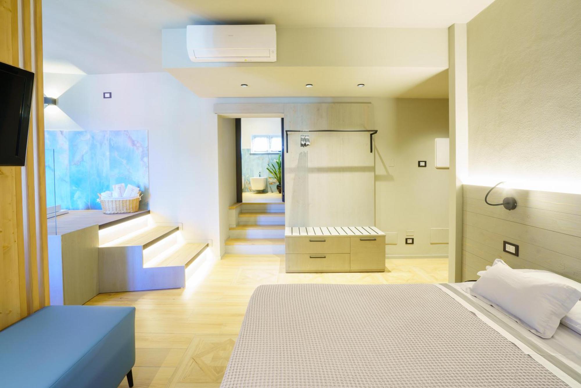 Atarassia Luxury